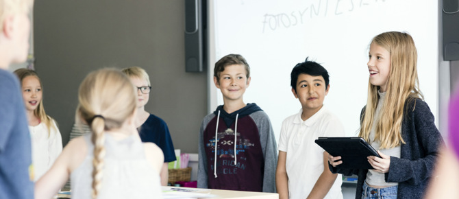 Barn i skolan_superhigh (1).jpg