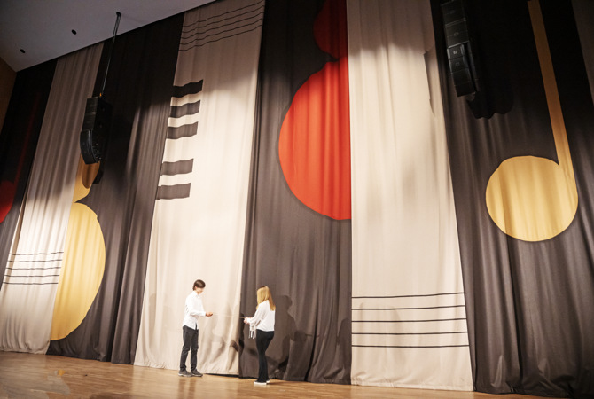 Ridåinvigning Nacka aula__ Ridån_Foto Ryno Quantz.jpg