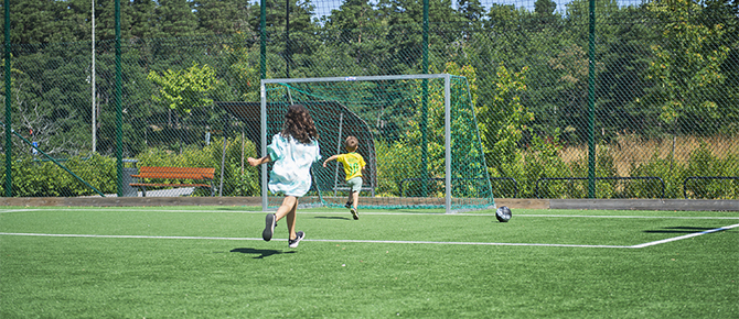 fotboll-konstgräs-tollare-2.jpg