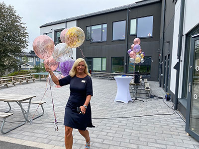 anne-med-ballonger400x300.jpg