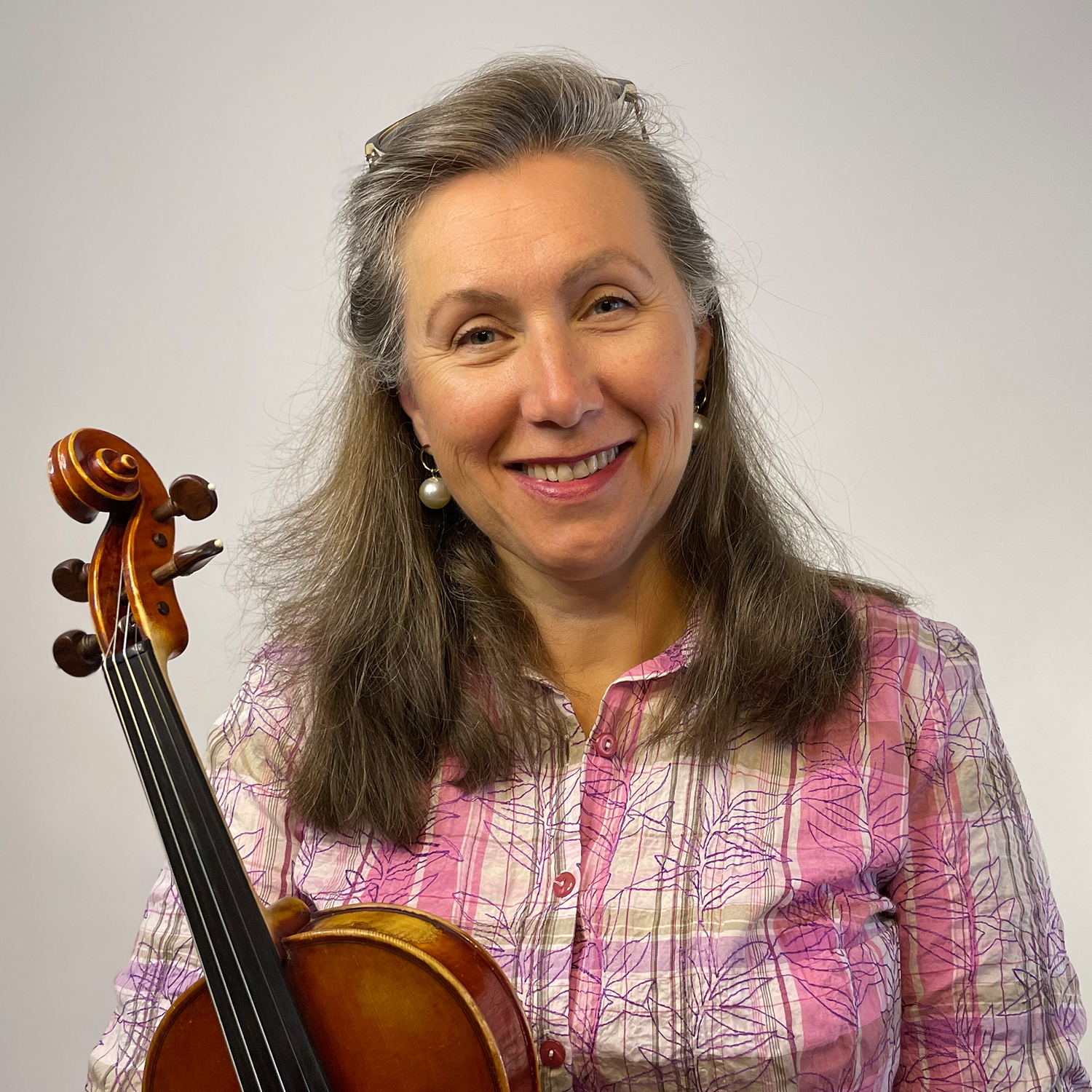 Irina Karjalainen Violin.jpg